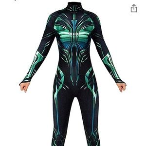 Adult Hela cosplay costume and head piece